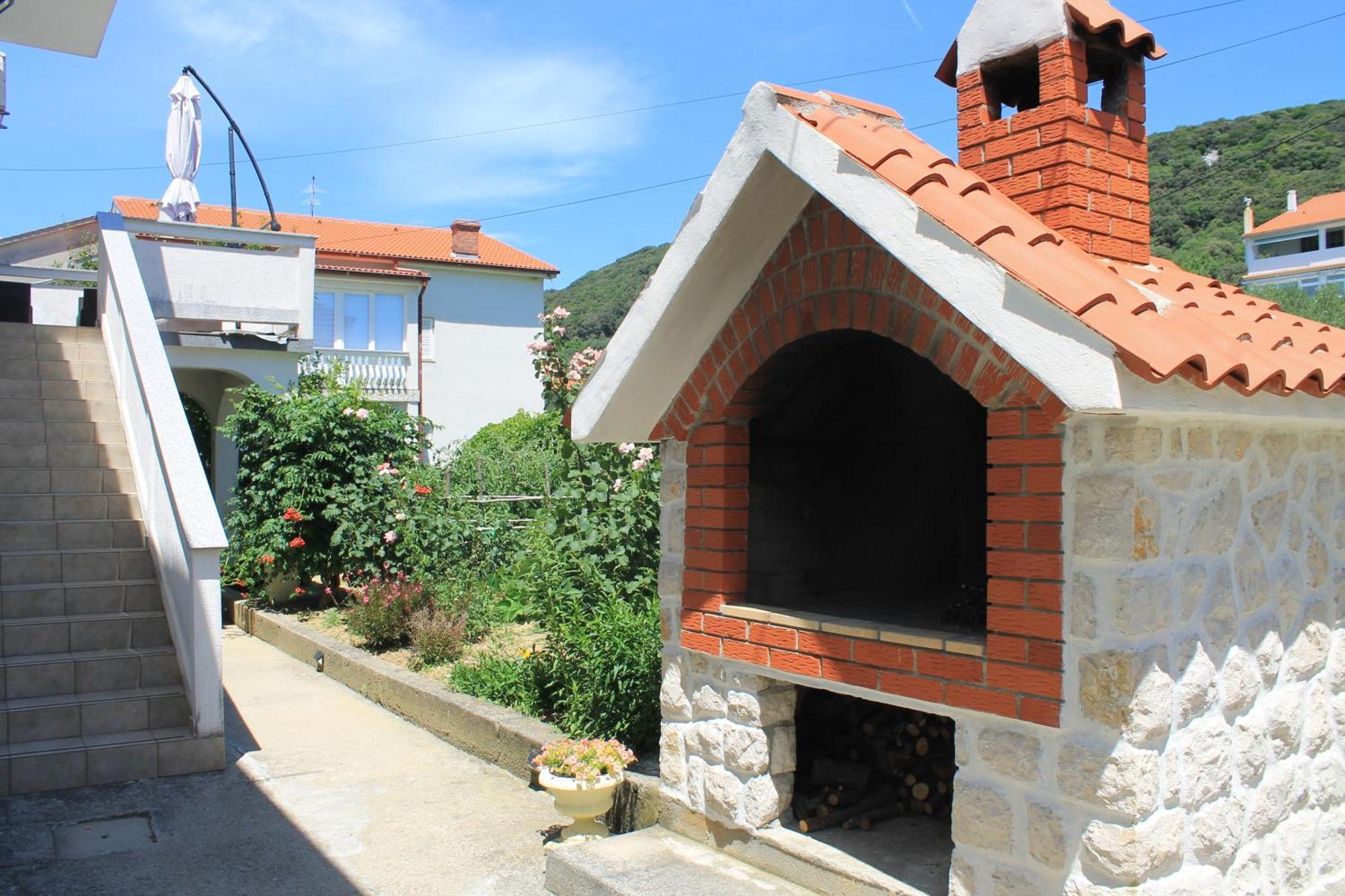 Apartments 501 - Spacious And Bright Apartment On Island Of Rab Rab Town Exterior photo