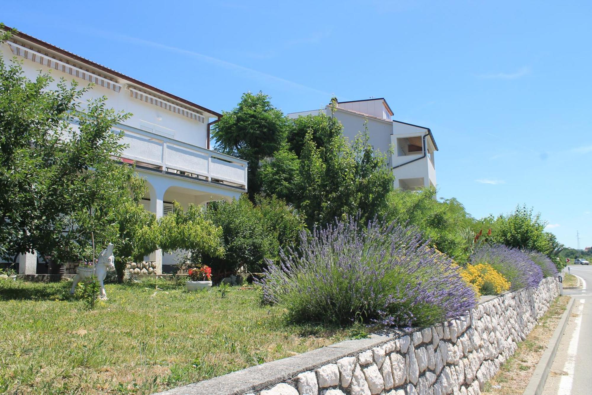Apartments 501 - Spacious And Bright Apartment On Island Of Rab Rab Town Exterior photo