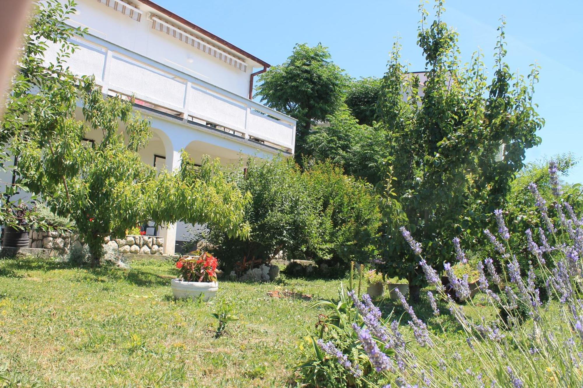 Apartments 501 - Spacious And Bright Apartment On Island Of Rab Rab Town Exterior photo